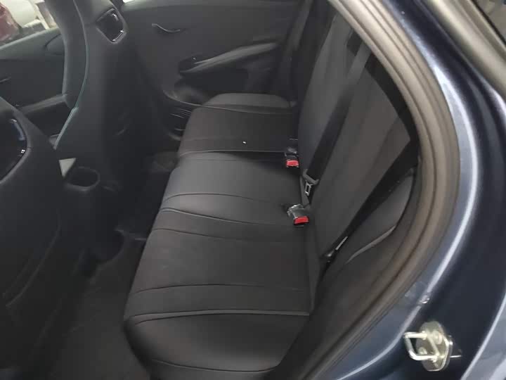 Фото 17 - BYD Dolphin