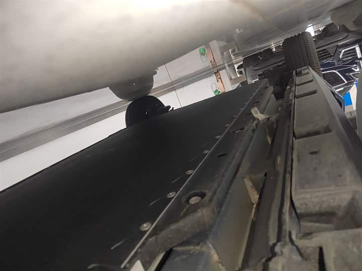 Фото 21 - BYD Dolphin