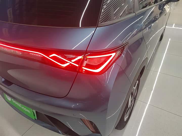 Фото 8 - BYD Dolphin