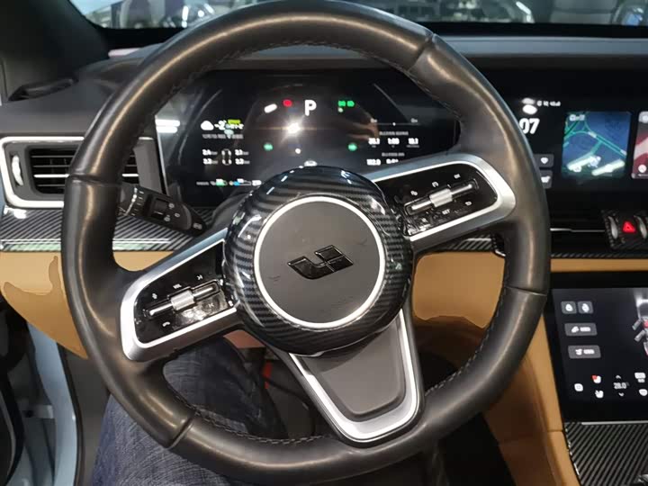 Фото 11 - LiXiang One