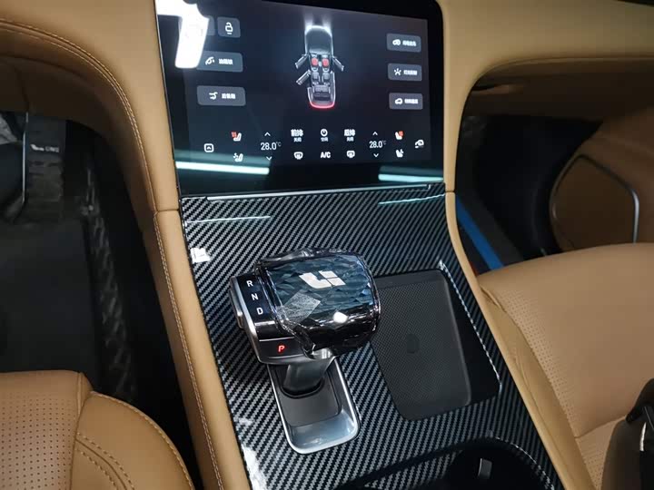 Фото 14 - LiXiang One