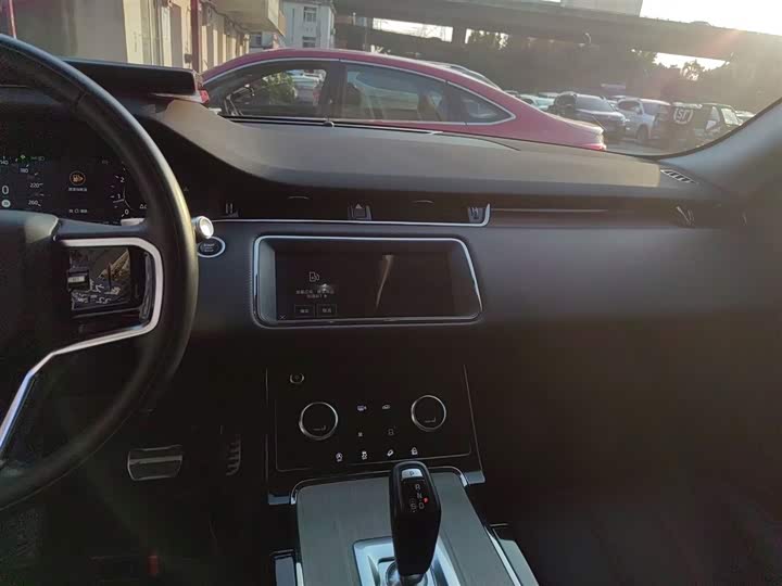 Фото 13 - Land Rover Range Rover Evoque L