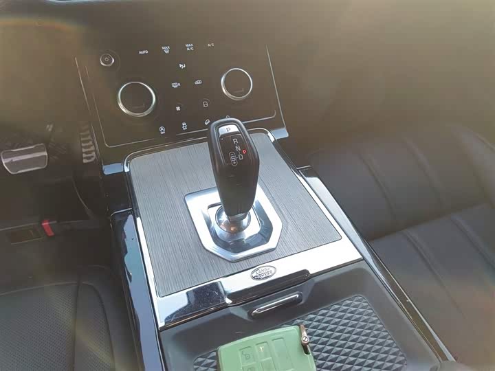 Фото 14 - Land Rover Range Rover Evoque L