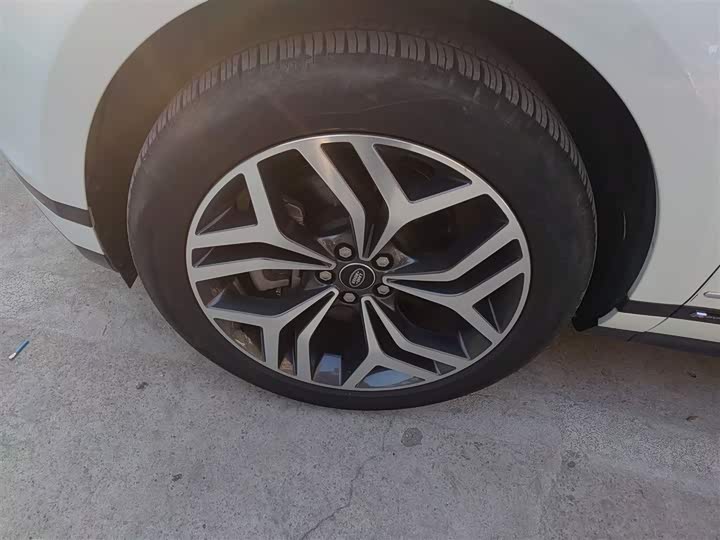 Фото 23 - Land Rover Range Rover Evoque L