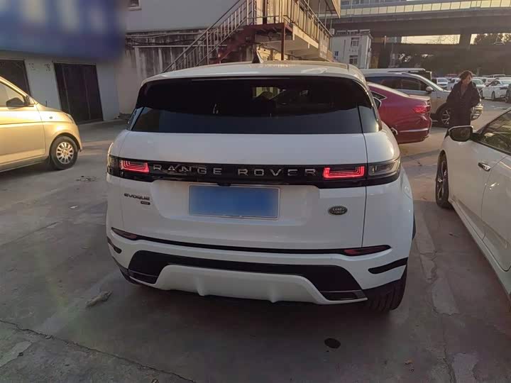 Фото 6 - Land Rover Range Rover Evoque L