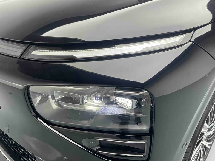 Фото 14 - XPeng G9