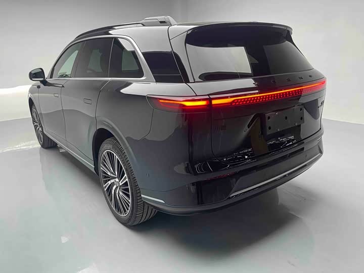 Фото 4 - XPeng G9