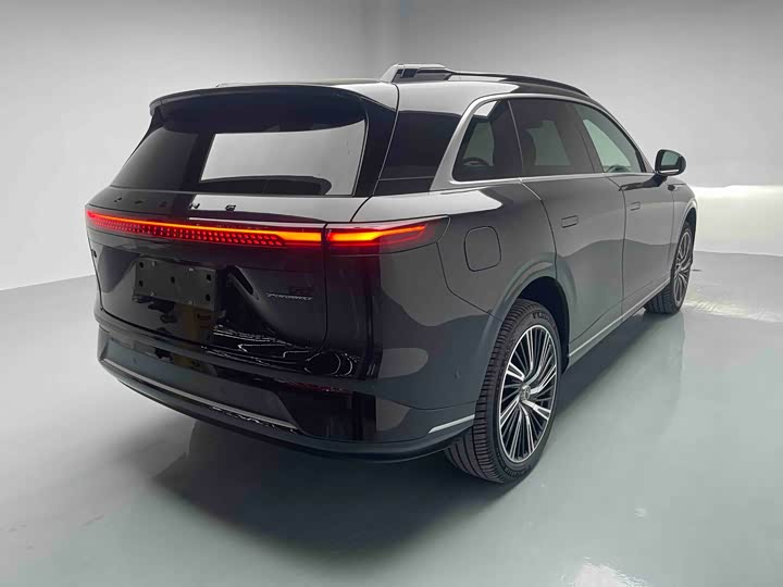 Фото 6 - XPeng G9