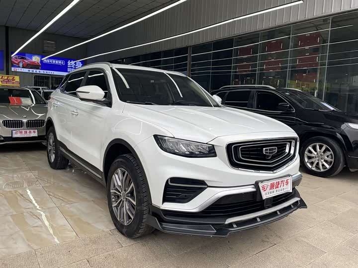 Фото 3 - Geely Atlas