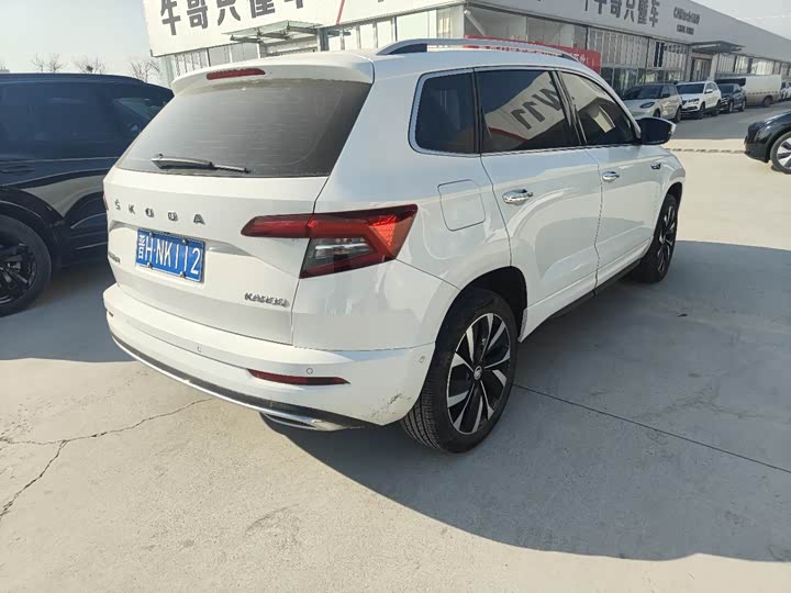Фото 4 - Skoda Karoq