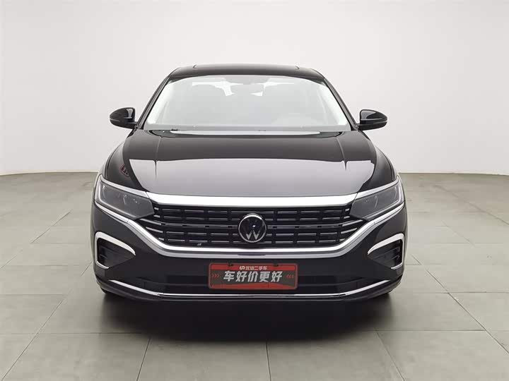 Фото 3 - Volkswagen Passat