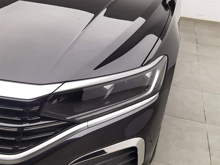 Фото 7 - Volkswagen Passat