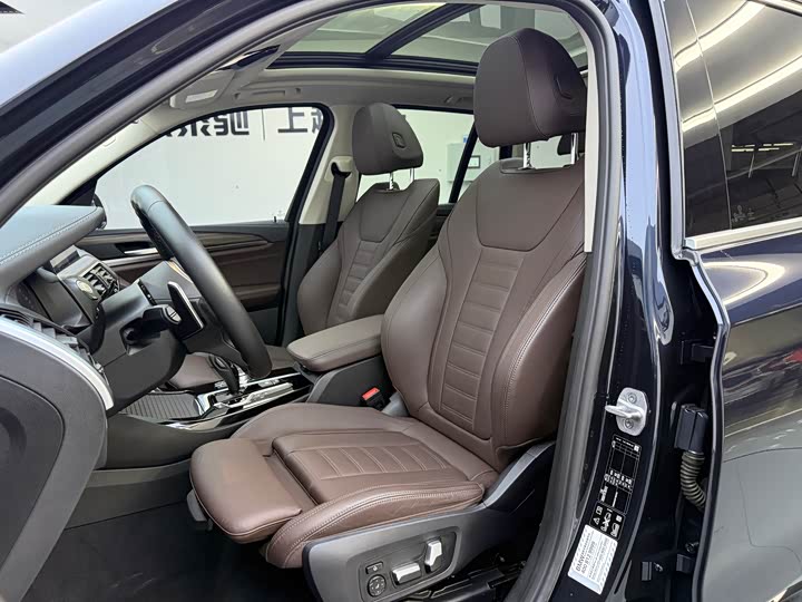 Фото 12 - BMW X3