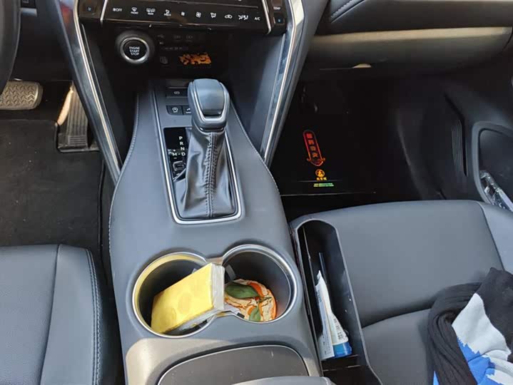 Фото 16 - Toyota Venza