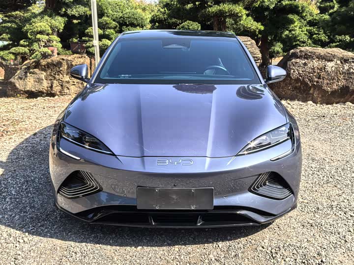 Фото 2 - BYD Seal