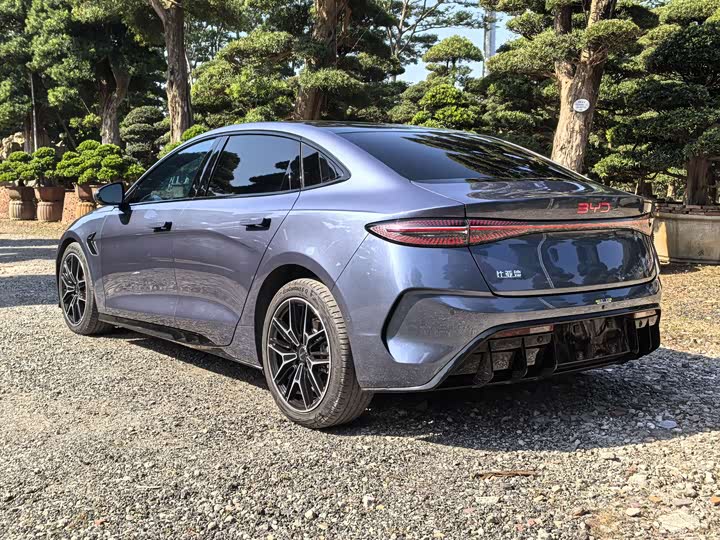 Фото 4 - BYD Seal