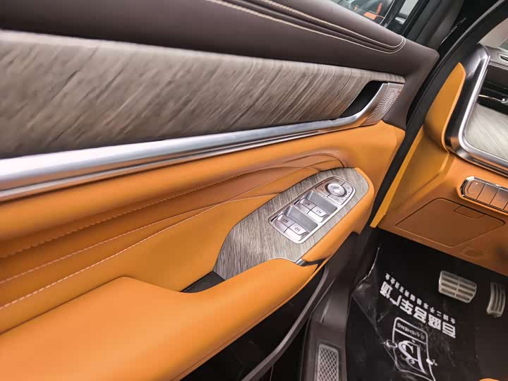 Фото 4 - Tank 500