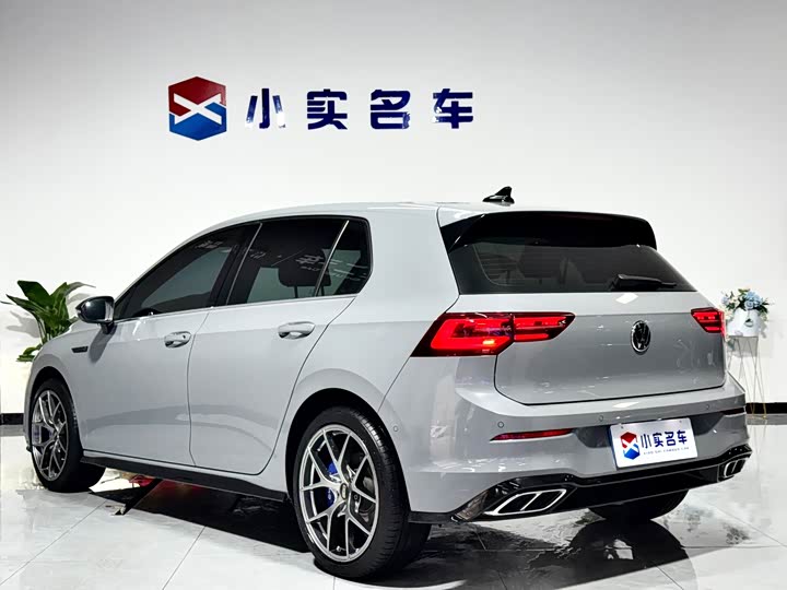 Фото 9 - Volkswagen Golf