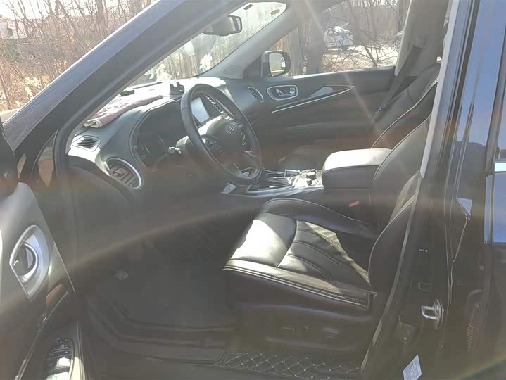 Фото 9 - Infiniti QX60