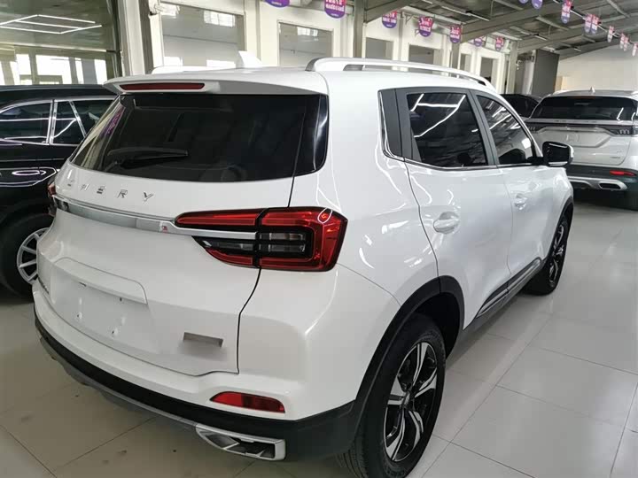 Фото 7 - Chery Tiggo 5x
