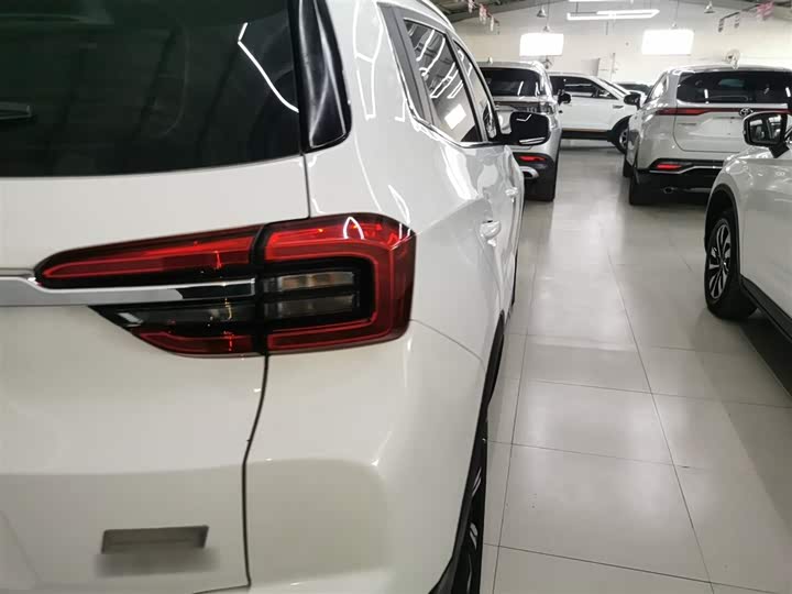 Фото 8 - Chery Tiggo 5x