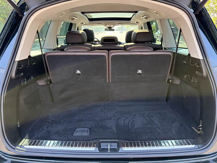 Фото 18 - Mercedes-Benz GLS-Class