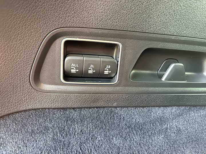 Фото 19 - Mercedes-Benz GLS-Class