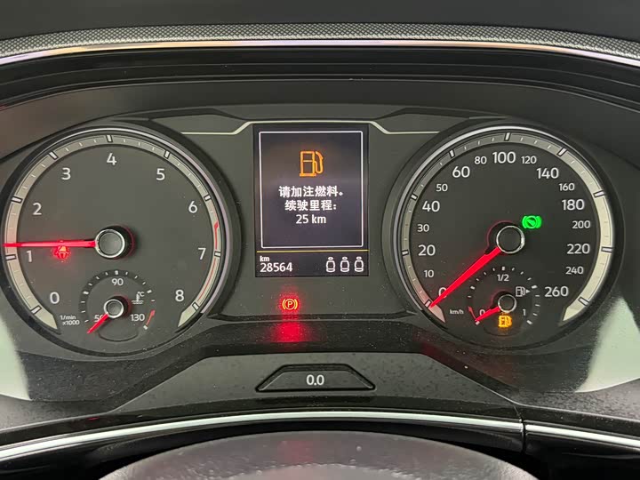 Фото 12 - Volkswagen Tayron