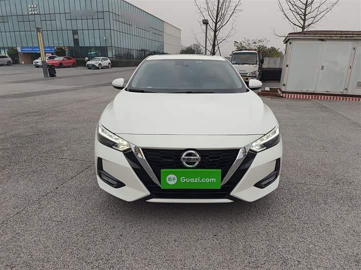 Фото 3 - Nissan Sylphy