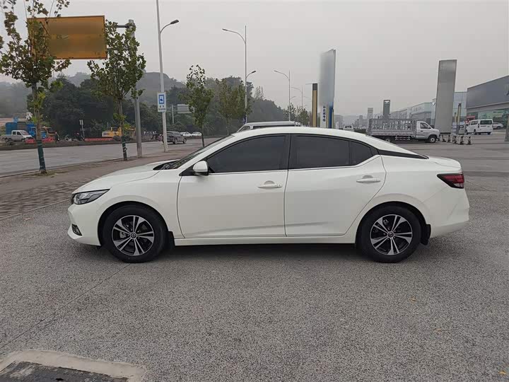 Фото 5 - Nissan Sylphy