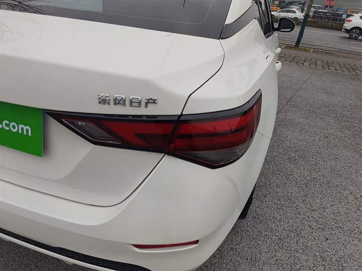 Фото 8 - Nissan Sylphy