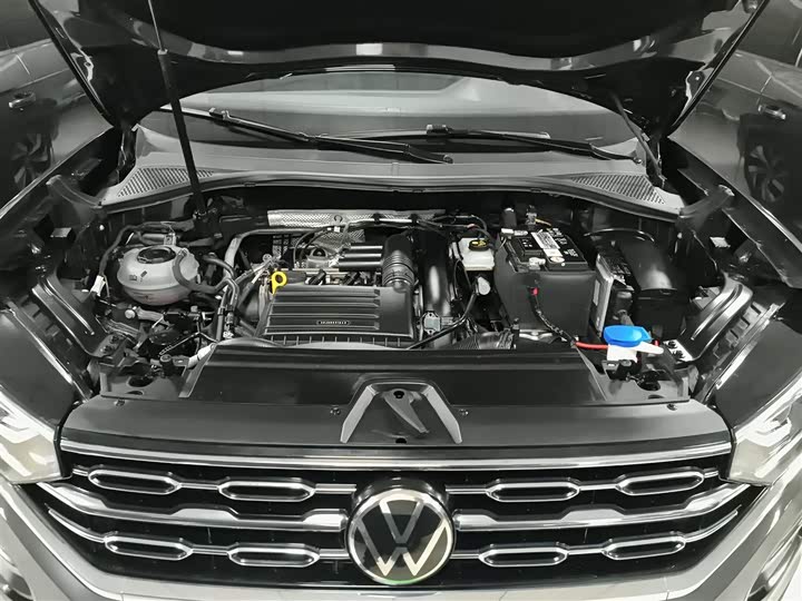 Фото 20 - Volkswagen Tayron