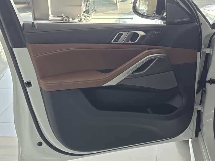 Фото 11 - BMW X6