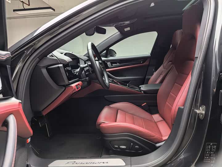 Фото 8 - Porsche Panamera