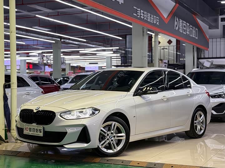 Фото 1 - BMW 1 Series