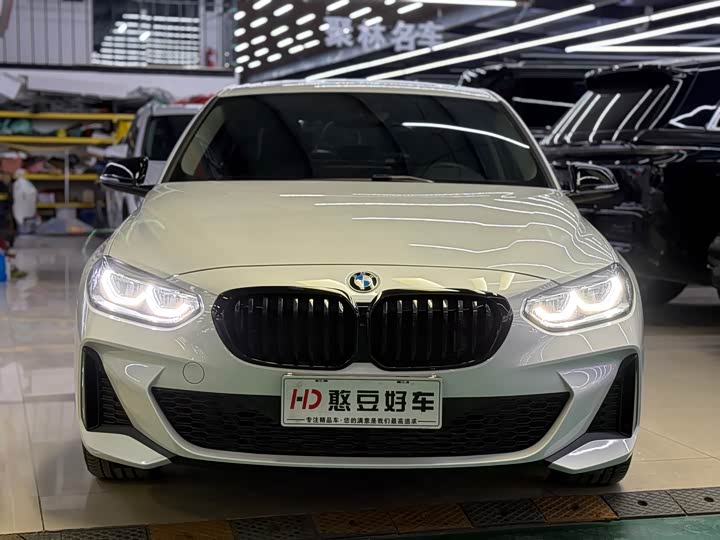 Фото 15 - BMW 1 Series