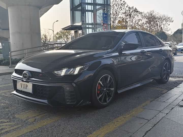 Фото 1 - GAC Trumpchi Empow R