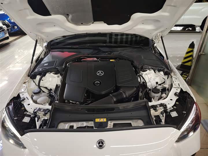 Фото 20 - Mercedes-Benz C-Class