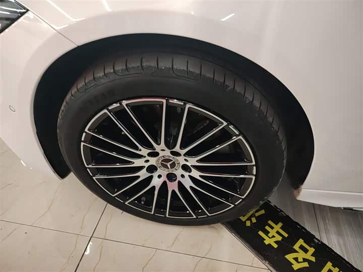 Фото 23 - Mercedes-Benz C-Class