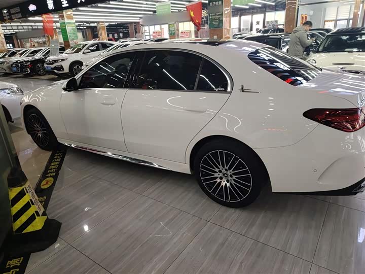 Фото 5 - Mercedes-Benz C-Class