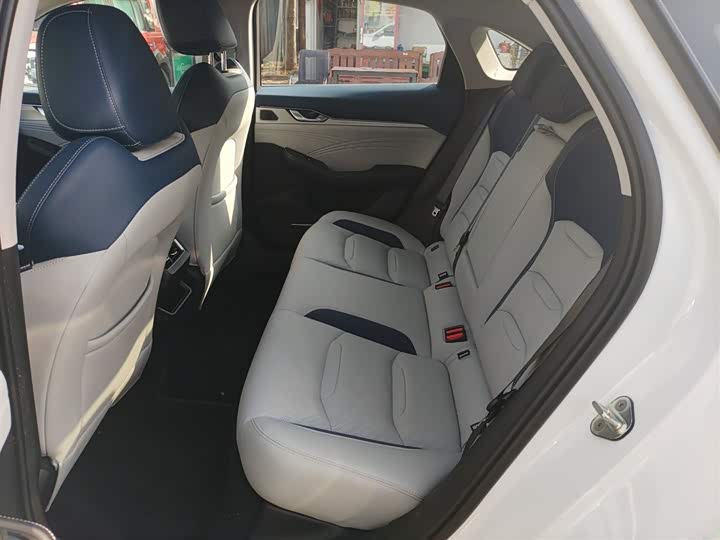 Фото 17 - Geely Preface