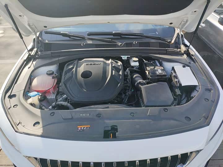 Фото 20 - Geely Preface