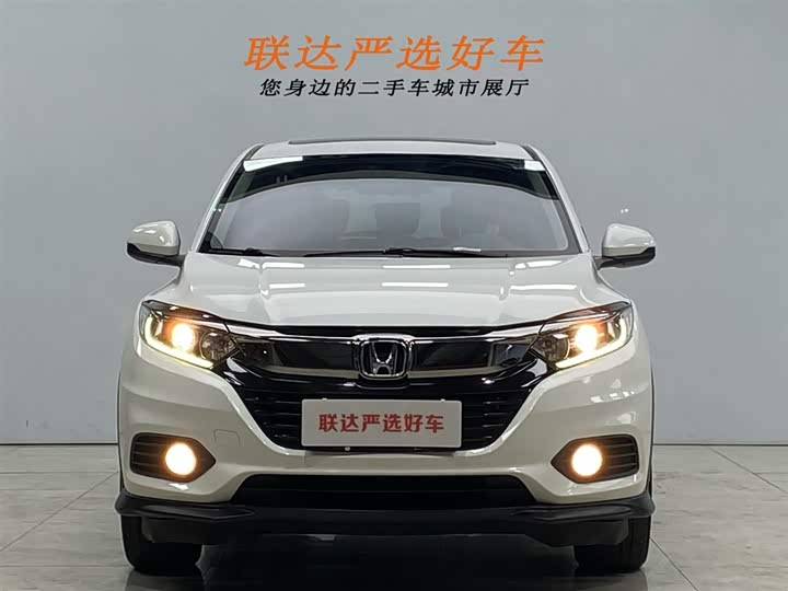 Фото 19 - Honda Vezel