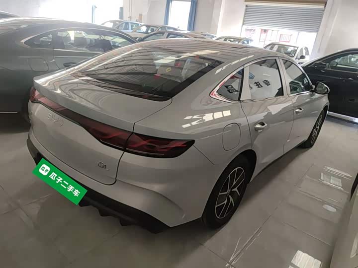 Фото 7 - BYD Qin L
