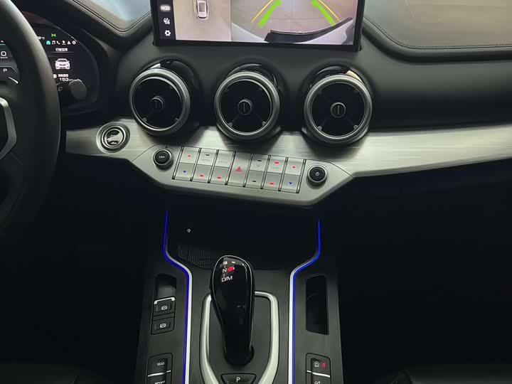 Фото 11 - Wey VV7