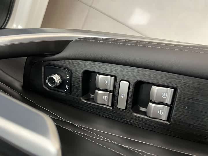 Фото 15 - Wey VV7