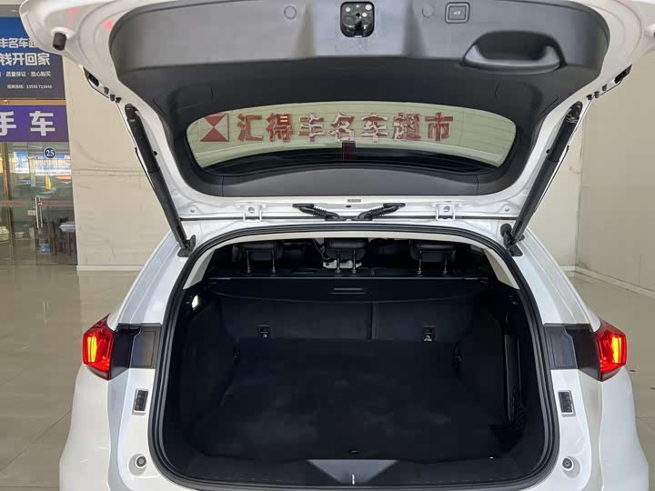 Фото 26 - Wey VV7