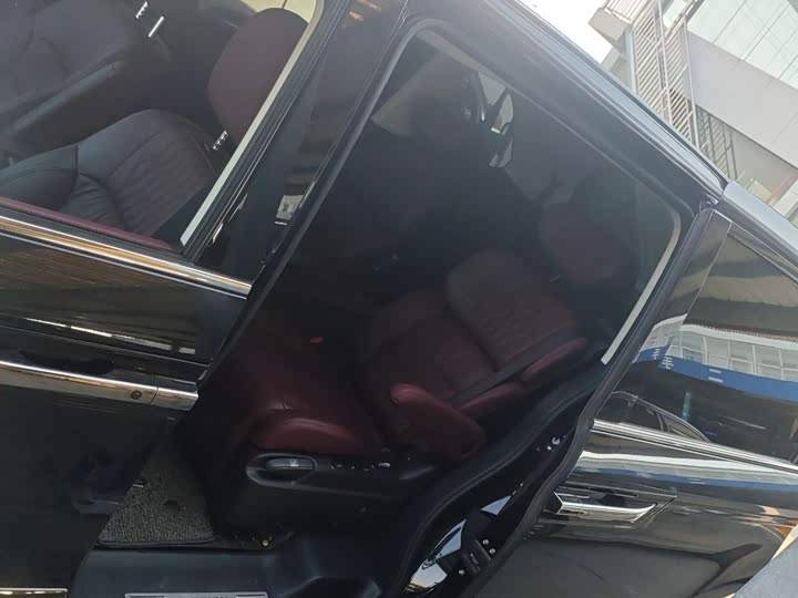 Фото 5 - Honda Elysion