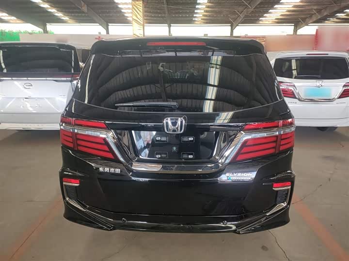 Фото 6 - Honda Elysion