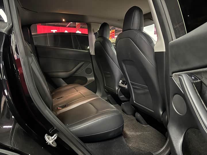 Фото 5 - Tesla Model Y